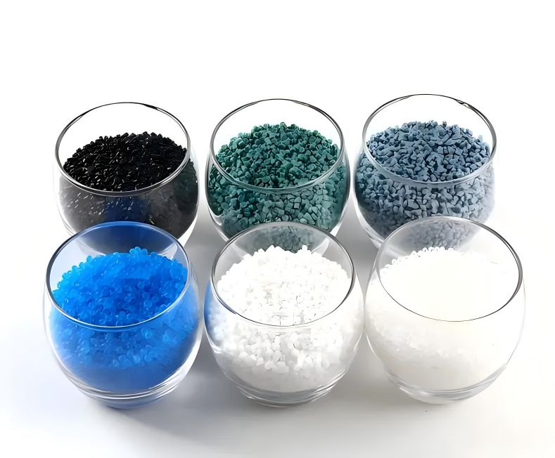 ຜະລິດຕະພັນວັດສະດຸ TPE ຄວາມແຂງສູງເຮັດໃຫ້ຂາວງ່າຍຂຶ້ນບໍ? ຄວາມແຂງຂອງວັດສະດຸກ່ຽວຂ້ອງກັບການເຮັດໃຫ້ຂາວບໍ?